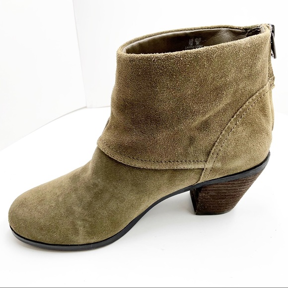 {Sam Edelman} Larkin Suede Ankle Boots - Picture 2 of 16